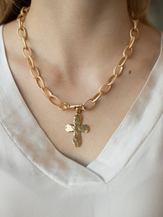 Virtue Embrace the Divine Necklace - Gold
