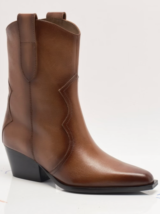 Free People Cat Nap Boot - Saddle Leather