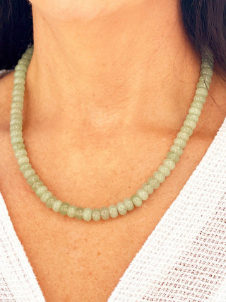 simple green gemstone beaded necklace that goes with any outfit