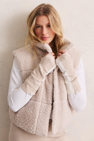 Barefoot Dreams CozyChic Lite Ribbed Gloves - Stone Pearl