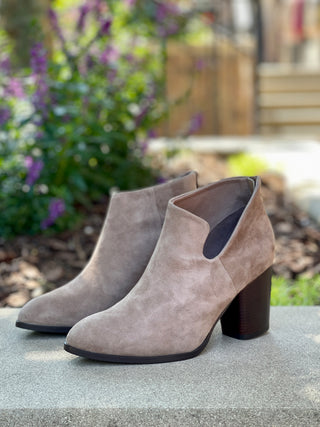 add these suede ankle boots in light brown with dark wood block heels to your winter capsule wardrobe
