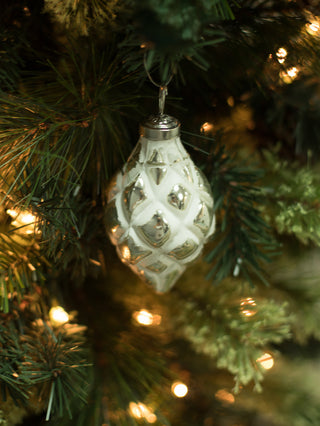 Cottage White Silver Finial Glass Ornament