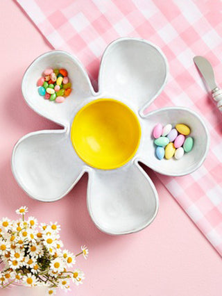 ceramic daisy snack tray with chip and dip space perfect for spring