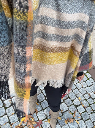 Dancing Sky Plaid Poncho - Black Multi