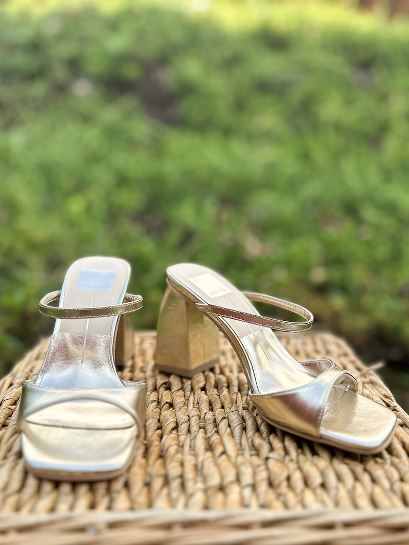 Gigi Silver Trendy Block Heels for Anytime Party | Tiesta Shoes – Tiesta  Store