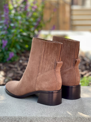 Dolce Vita Linny H2O Boot - Brown Suede