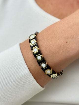 black and gold flower stretch bracelet