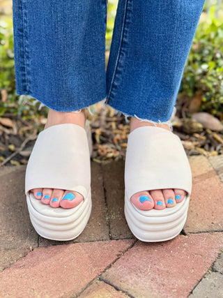 Free People Harbor Flatform Sandal - Vanilla
