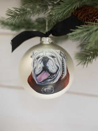 this ivory christmas ornament with a university of georgia bulldog is the perfect holiday gift for dawgs fans and alumni