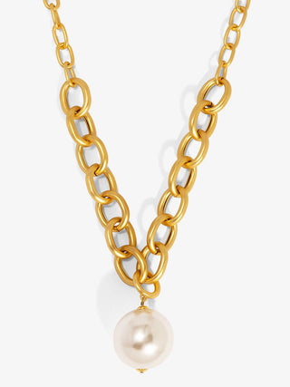 Glow Getter Pearl Charm Necklace - Gold