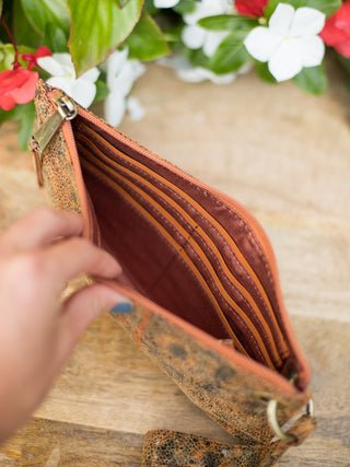 Hobo Vida Wristlet - Eternal Garden Printed Leather