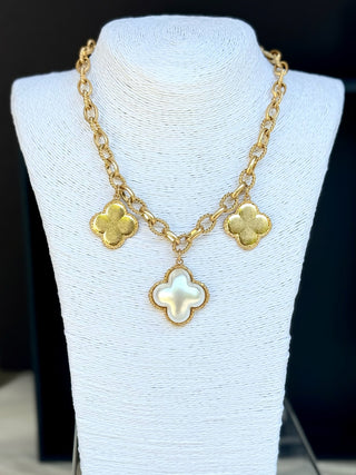 Jasmine Puffy Clover Necklace - Gold
