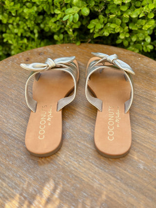 Coconuts by Matisse Vaughn Sandal - Gold