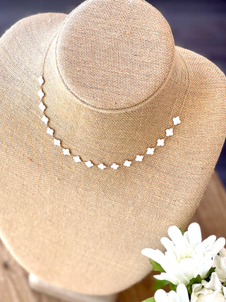 Benett Mini Quatrefoil Necklace - White