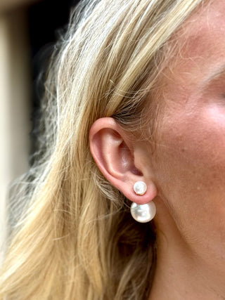 Peekaboo Pearl Earring