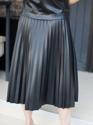 Raven Pleated Faux Leather Midi Skirt - Black