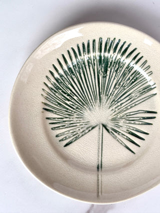 Serene Leaf Stoneware Plate  - Green
