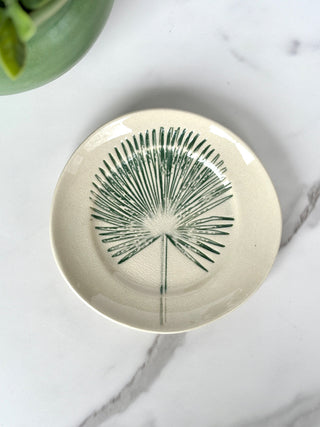 Serene Leaf Stoneware Plate  - Green