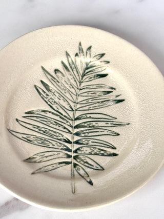 Serene Leaf Stoneware Plate  - Green