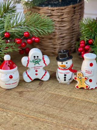 ceramic christmas holiday salt and pepper shakers