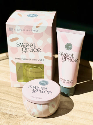 Sweet Grace Candle 059 Blush Travel Tin - 4oz