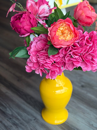 Retro Chic Vase - Sunny Yellow