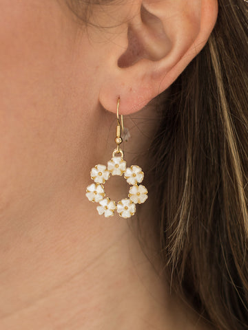 bouquet-earrings-Inspire-Designs-ite91